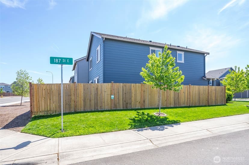Property photo for 18703 108th Avenue E, Puyallup photo 40