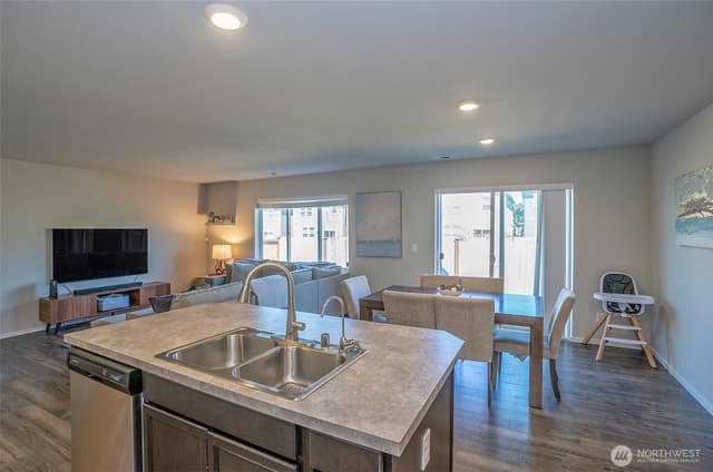 Property photo for 18703 108th Avenue E, Puyallup photo 5
