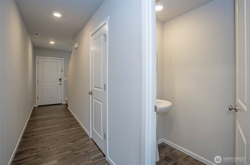Property photo for 18703 108th Avenue E, Puyallup photo 12