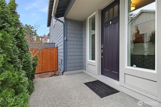 Property photo for 31312 43rd Place SW, Federal Way photo 2