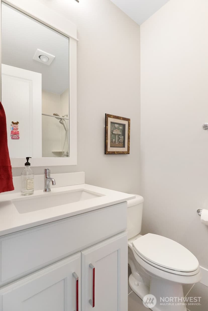 Property photo for 31312 43rd Place SW, Federal Way photo 11