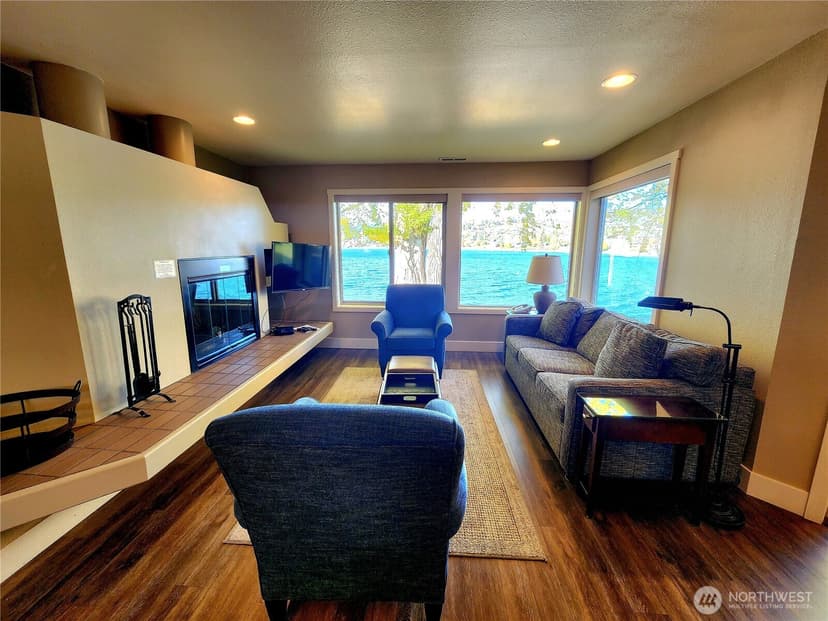 Property photo for 1 Beach 570-G, Manson photo 4