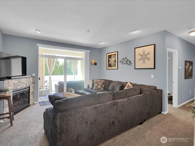 Property photo for 18615 101st Avenue Ct E #263, Puyallup photo 4