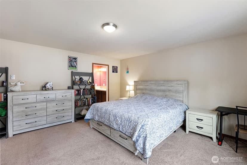 Property photo for 427 NE Nantucket Street, Bremerton photo 15