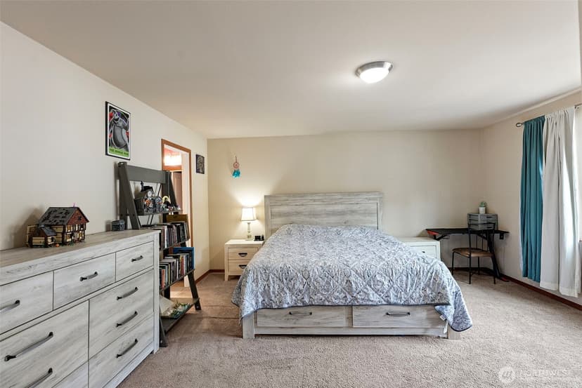 Property photo for 427 NE Nantucket Street, Bremerton photo 14