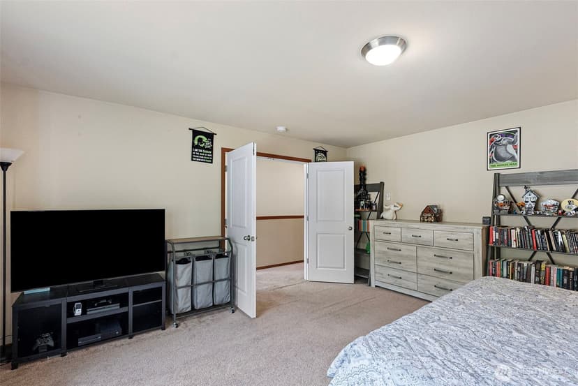 Property photo for 427 NE Nantucket Street, Bremerton photo 16