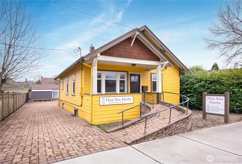 Property photo for 337 Park Avenue N, Renton