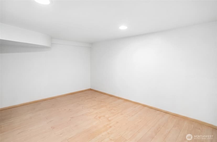 Property photo for 337 Park Avenue N, Renton photo 17