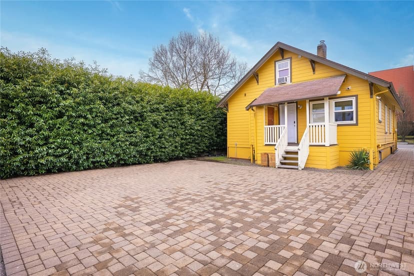Property photo for 337 Park Avenue N, Renton photo 2