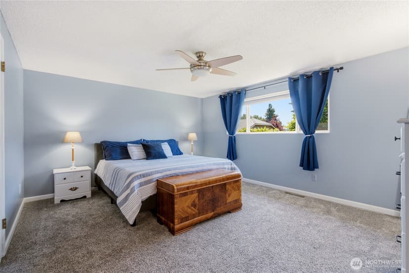 Property photo for 3020 206th Place SW, Lynnwood photo 17