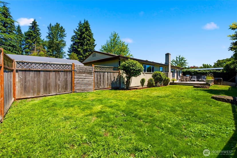 Property photo for 3020 206th Place SW, Lynnwood photo 30