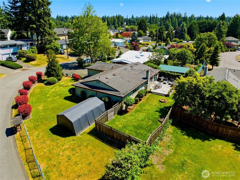Property photo for 3020 206th Place SW, Lynnwood photo 29