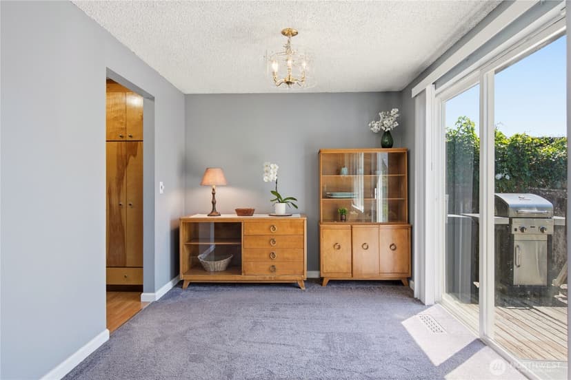 Property photo for 3020 206th Place SW, Lynnwood photo 10