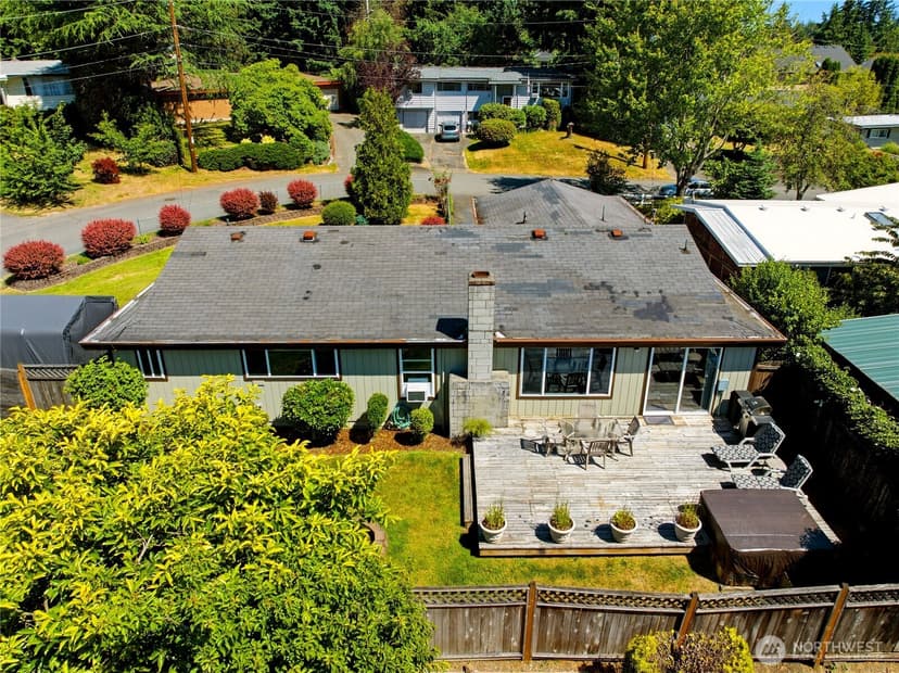 Property photo for 3020 206th Place SW, Lynnwood photo 25