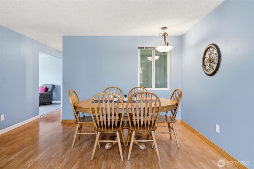 Property photo for 3020 206th Place SW, Lynnwood photo 15