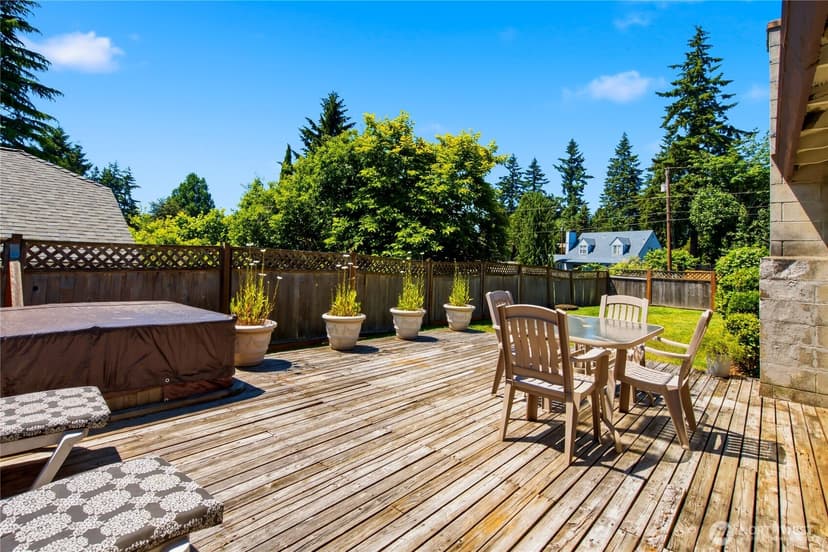 Property photo for 3020 206th Place SW, Lynnwood photo 27