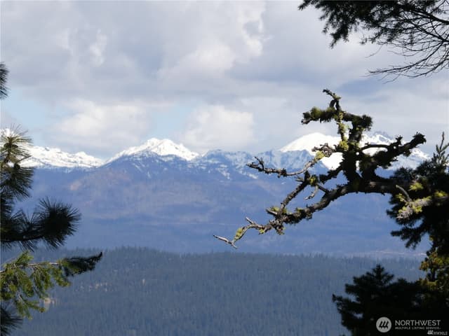 Property photo for 831 Horse Heaven Road, Cle Elum photo 5