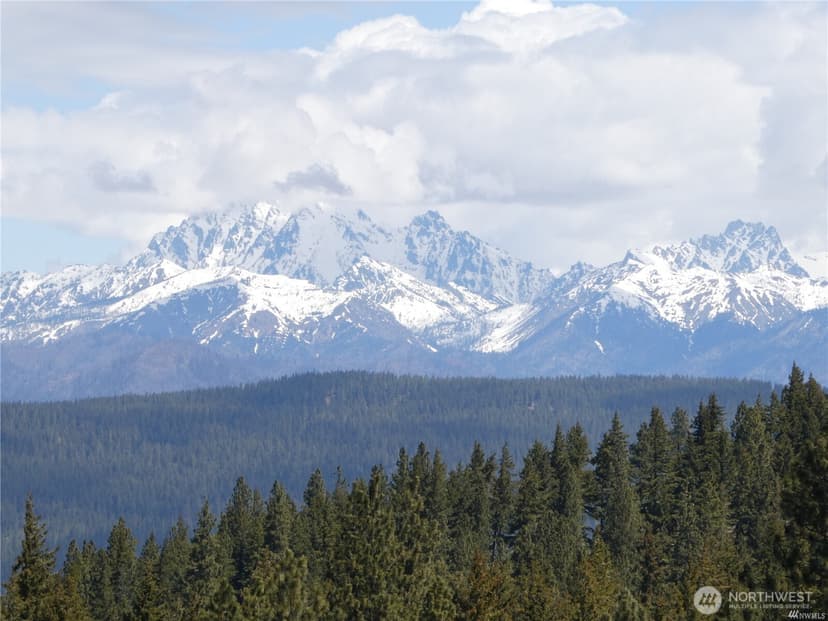 Property photo for 831 Horse Heaven Road, Cle Elum