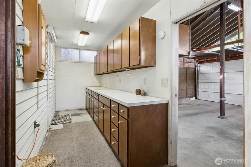 Property photo for 2258 40th Avenue E, Seattle photo 23