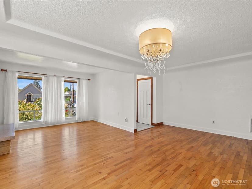 Property photo for 1035 Oakes Ave, Everett photo 6