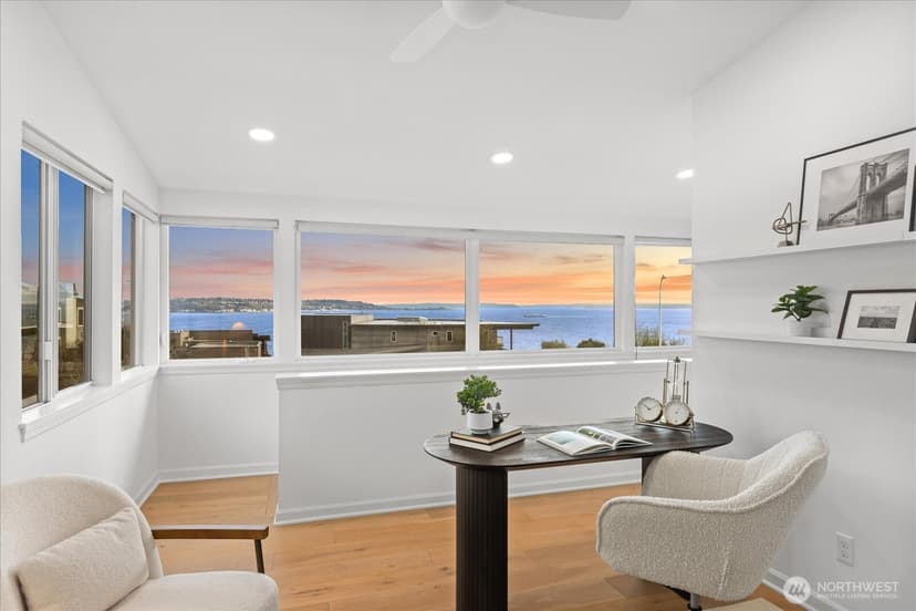 Property photo for 1400 Magnolia Boulevard W, Seattle photo 17