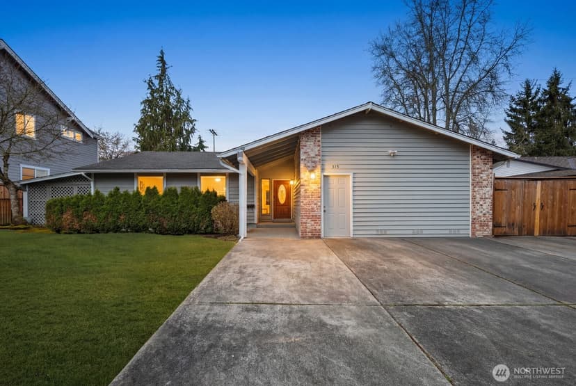 Property photo for 315 124th Place NE, Bellevue