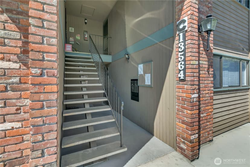 Property photo for 13564 37th Avenue S #37, Tukwila
