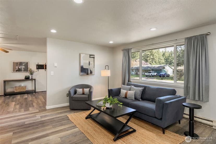 Property photo for 11708 Elder Avenue SW, Port Orchard photo 6