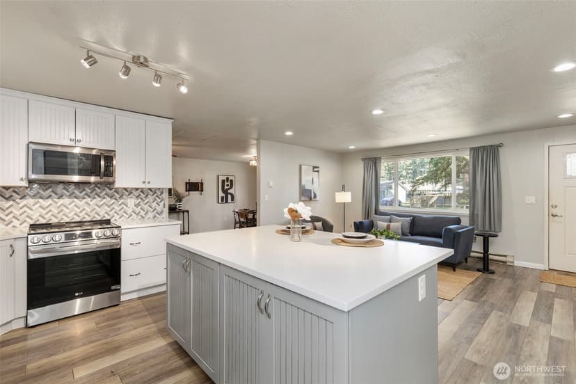 Property photo for 11708 Elder Avenue SW, Port Orchard photo 10