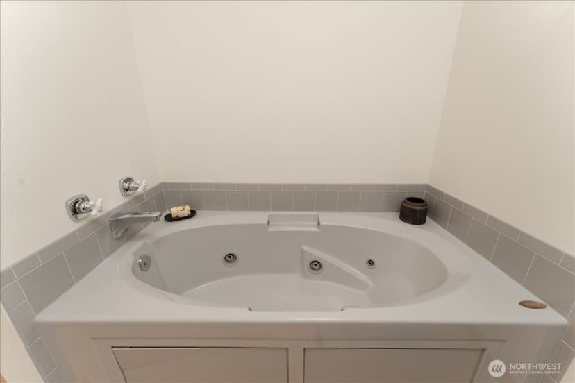 Property photo for 1606 S Lakeshore Road, Chelan photo 18
