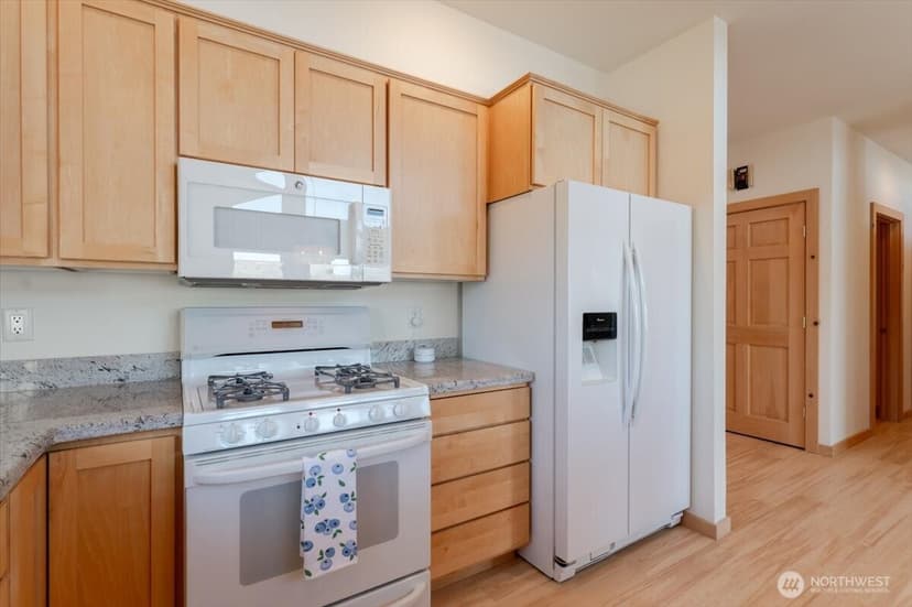 Property photo for 1606 S Lakeshore Road, Chelan photo 14