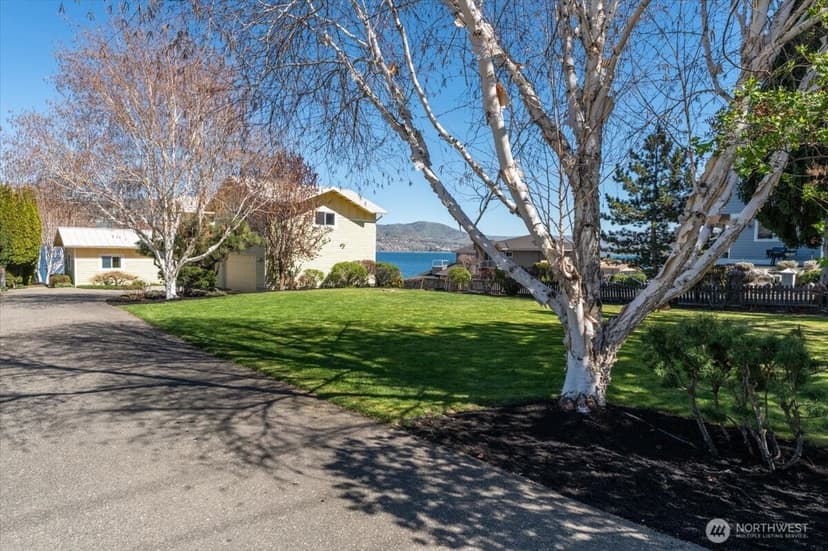 Property photo for 1606 S Lakeshore Road, Chelan photo 32