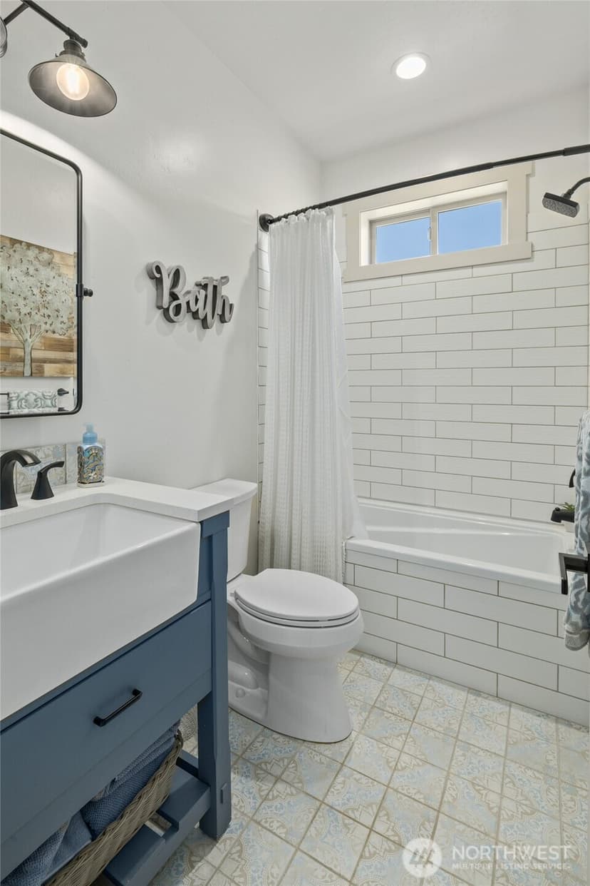 Property photo for 61 Ronald Ridge Drive, Ronald photo 27