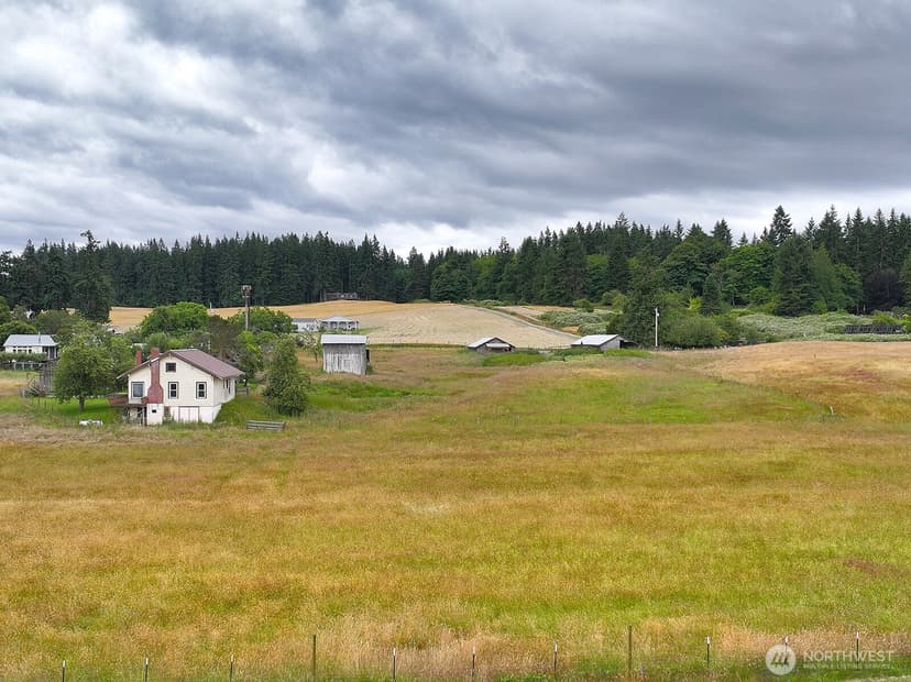 Property photo for 695 3rd Street #A, Langley photo 25