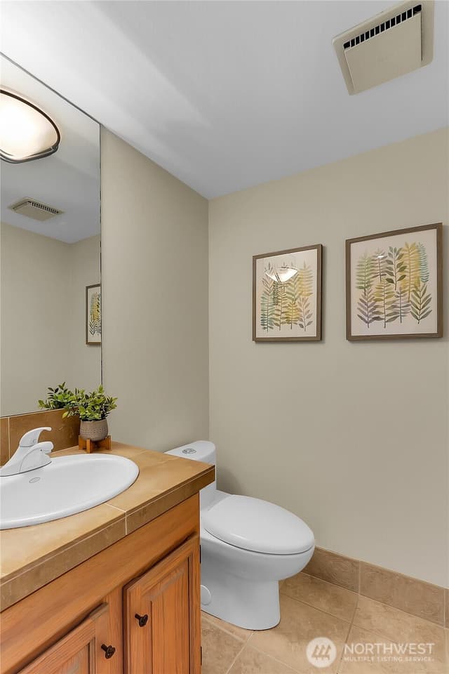Property photo for 1550 NW 195th Street #106, Shoreline photo 5