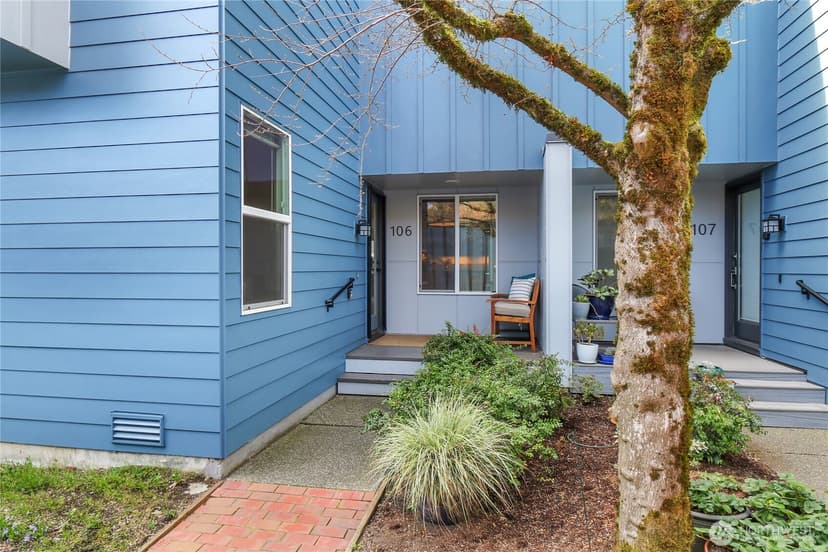 Property photo for 1550 NW 195th Street #106, Shoreline