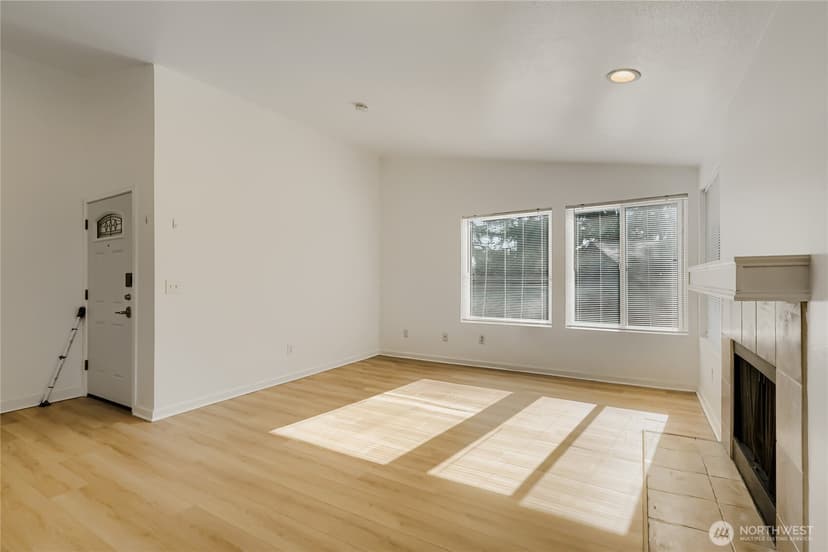 Property photo for 26221 116th Avenue SE #F301, Kent photo 3