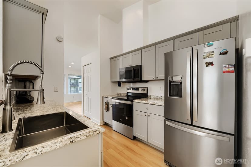 Property photo for 26221 116th Avenue SE #F301, Kent photo 8