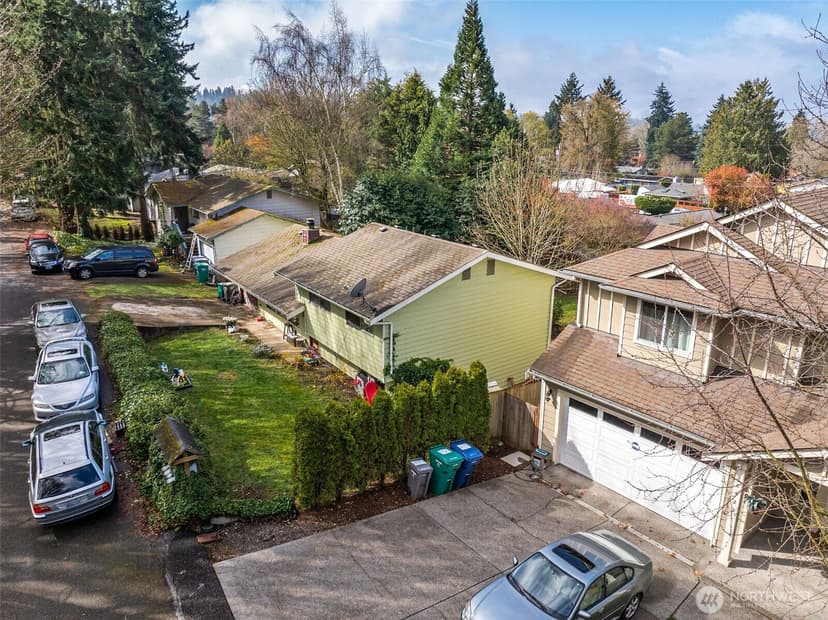 Property photo for 28425 15th Place S, Federal Way photo 2