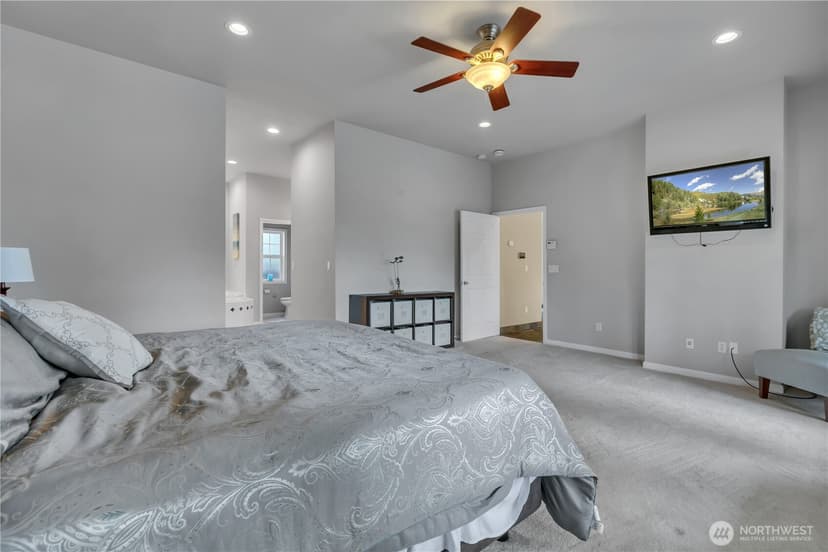 Property photo for 2504 5th Street NW, Gig Harbor photo 19