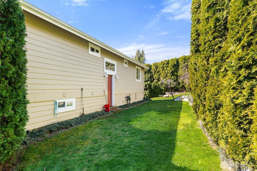 Property photo for 563 Topaz Place, Manson photo 34