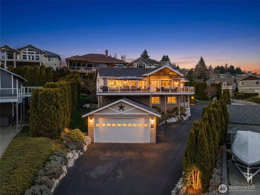 Property photo for 563 Topaz Place, Manson