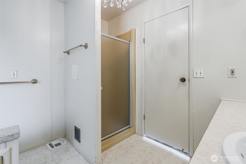 Property photo for 201 Union Avenue SE #111, Renton photo 19
