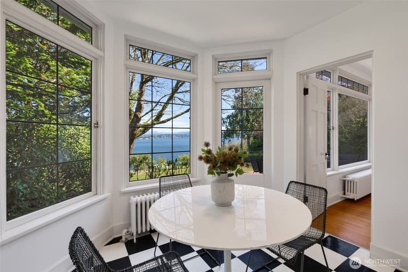 Property photo for 520 36th Avenue E, Seattle photo 12