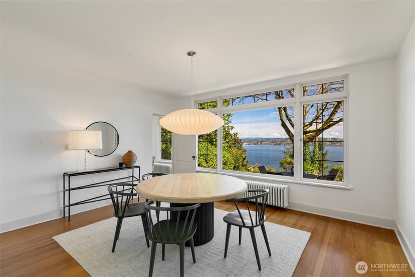 Property photo for 520 36th Avenue E, Seattle photo 7