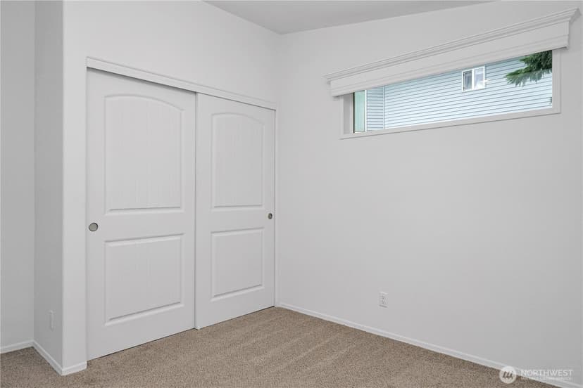 Property photo for 15231 Pine Drive, Renton photo 25