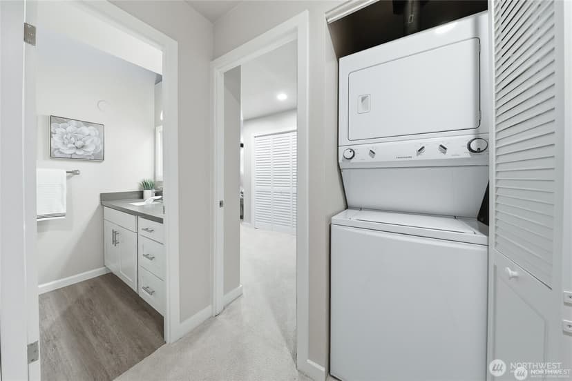 Property photo for 1940 N Northgate Way, Seattle photo 19