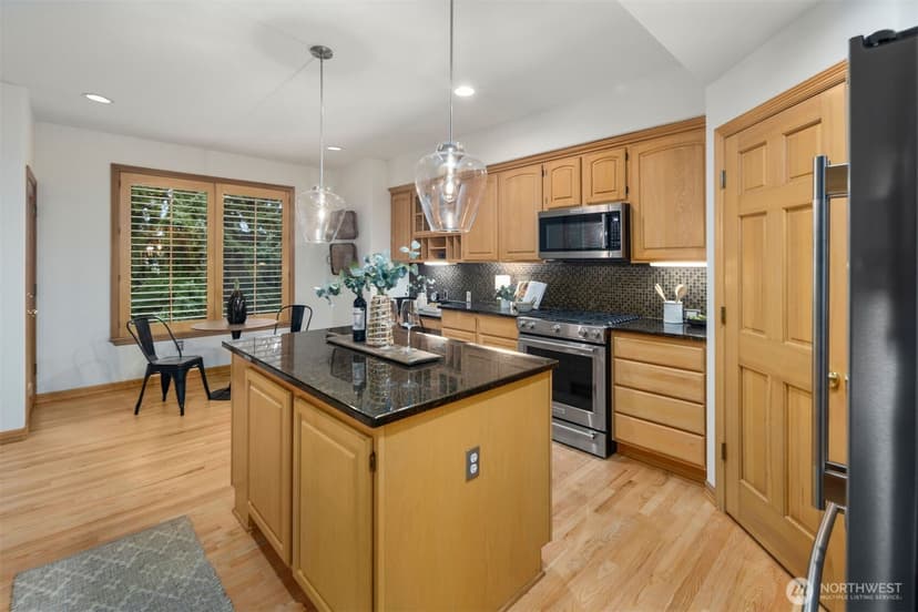 Property photo for 4423 Country Club Drive NE, Tacoma photo 13