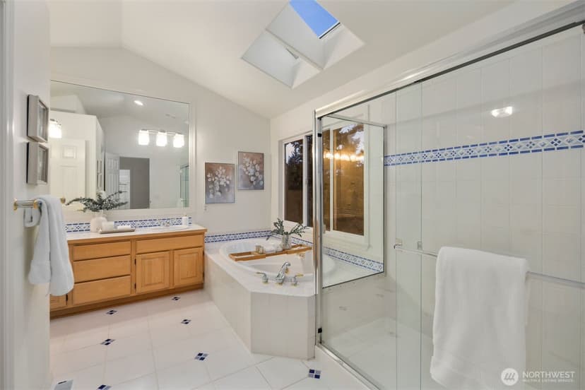 Property photo for 4423 Country Club Drive NE, Tacoma photo 19