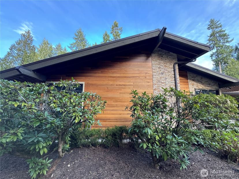 Property photo for 2620 Maltby Road, Bothell photo 7